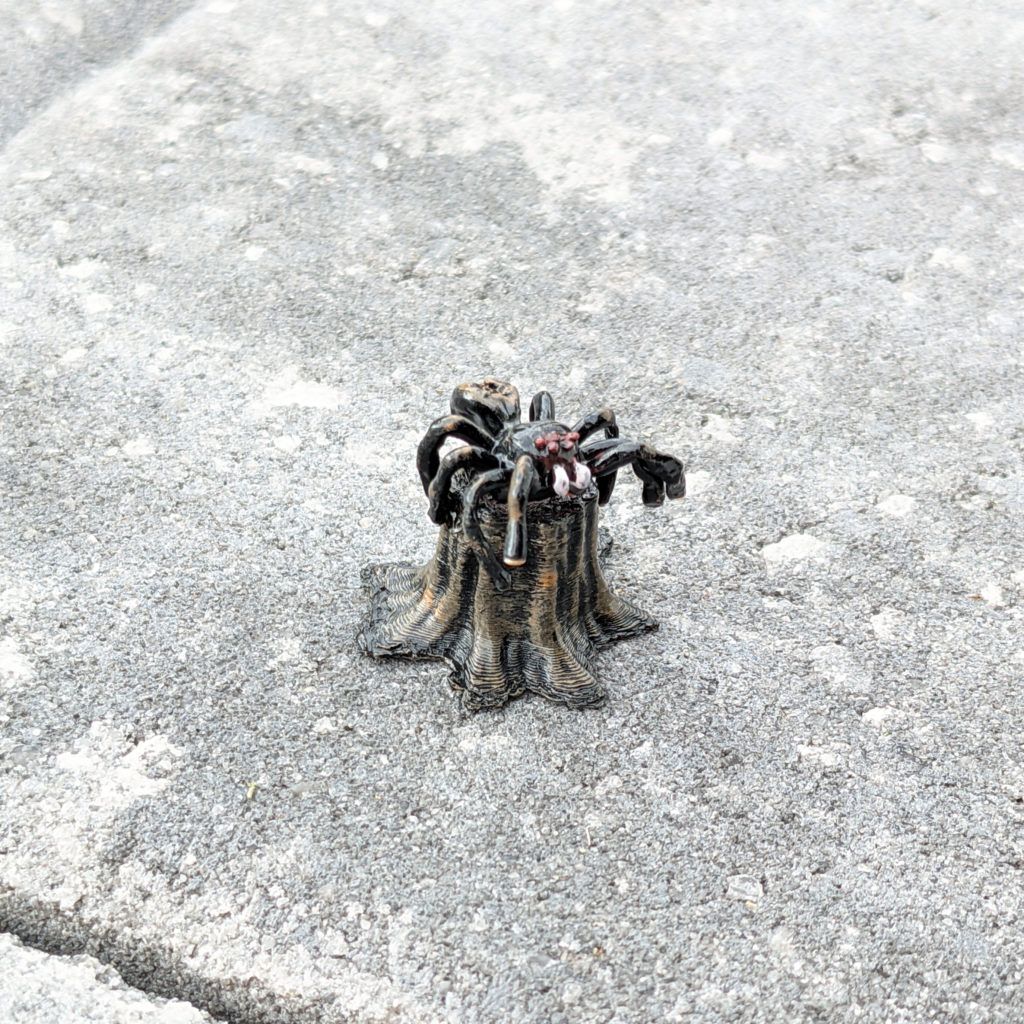 Stump Spider tabletop miniature — 3D printing & Painting